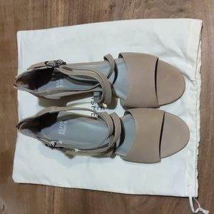 Eileen Fisher tan strappy sandals size 9. NWOB